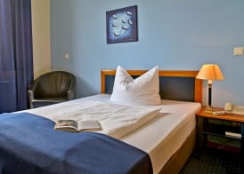 Hoteltow 5