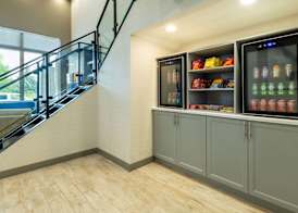 Comfort Inn and Suites 2