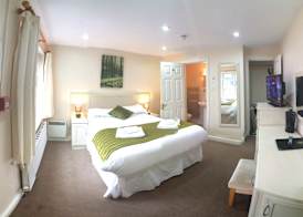 The Limes Country Lodge Hotel & Admiral Restaurant 4