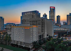 Hampton Inn Charlotte-Uptown 2