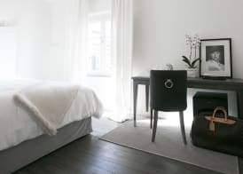 Hall Suites 5