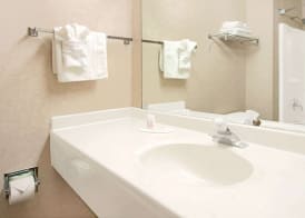 Super 8 by Wyndham Bonne Terre 4