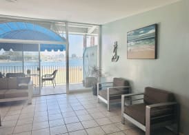 Foghorn Harbor Inn 3