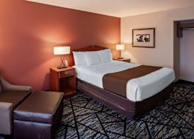 SureStay Plus Hotel by Best Western Auburn 5