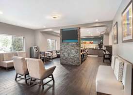 Quality Inn & Suites Birmingham - Highway 280 3