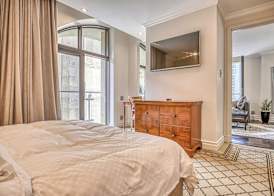 Luxurious Two-Bedroom Apartment 5