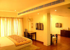 Hotel Fairway 5