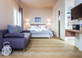 Evelyn Hotel 4