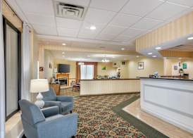 Quality Inn & Suites Near Amish Country 3