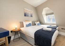 Superb Apartments opp Edgware Rd Station 2
