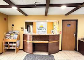 Fairview Inn & Suites Whitewater 4