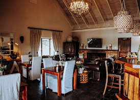 African Safari Lodge 2