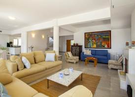 Sunset Beachfront Villa Meneou 4