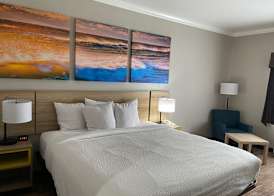 Days Inn by Wyndham Rockdale Texas 4