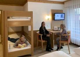 Hotel Crystal 5