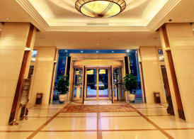 Lijiang Waterfall Hotel Guilin 3