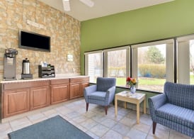 Mentor Home Inn 2