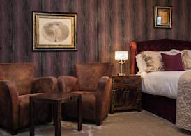 The Howbeck & The Retreat 5min to Lake, Restaurants & to the free Hydro Wellness Club 3