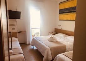 Hotel Montecarlo - Hotel Vista Mare con Piscina & Area Fitness 3
