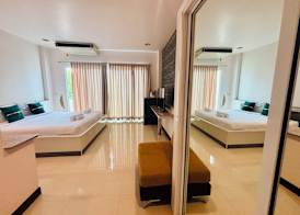 Ree- Riverside hotel 5
