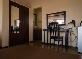 Tshukudu Game Lodge 5