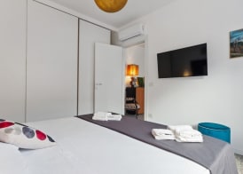 GuestHost - Inner City Apartments 5