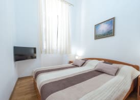 Old Writer Apartment 4