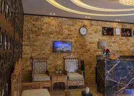 Town Season Hotel 5