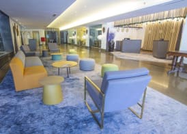 Crown Regency Suites Mactan 5
