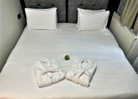 Mates Port Hotel 4