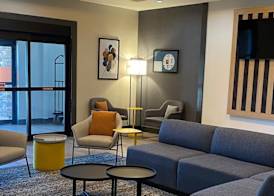 City Express by Marriott Spring 4