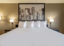 Super 8 by Wyndham Clinton 5