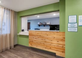 WoodSpring Suites Brunswick 4