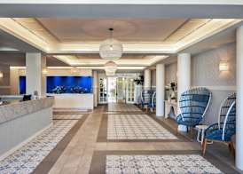 The Beachcomber Hotel & Resort, an Ascend Collection Resort 2