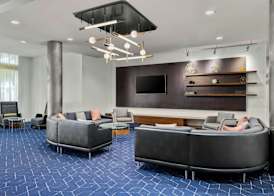 Courtyard by Marriott Evansville East 4
