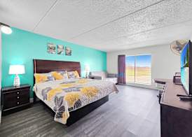 CRYSTAL PALACE RESORT 3