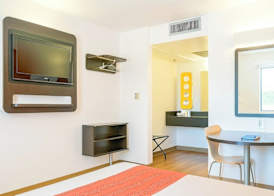 Motel 6-Carlsbad, CA Beach 5