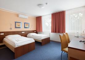 Hotel Nikolas 4