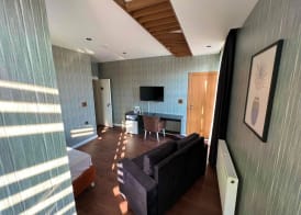 Beta Hotel 4