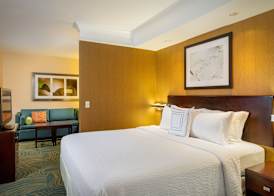 SpringHill Suites by Marriott Modesto 4