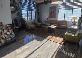 Days Inn & Suites by Wyndham Tucson/Marana 2