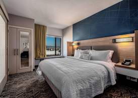 SpringHill Suites by Marriott Oakland Airport 4