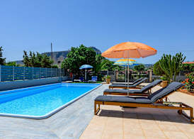 Fotis Studios Apartments 4