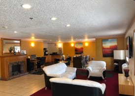 Super 8 by Wyndham Front Royal Near Shenandoah National Park 3