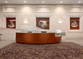 Auberge Vancouver Hotel 2