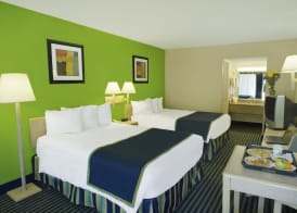 Days Inn by Wyndham Richmond Hill/Savannah 5