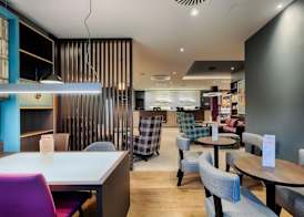 Premier Inn Koeln City Centre 3