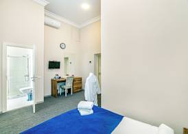 Bristol Hotel 4