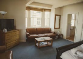 The Crown Hotel 3
