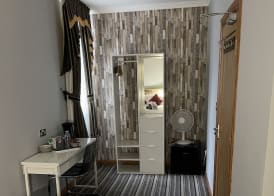 The Six Bells Hotel 4